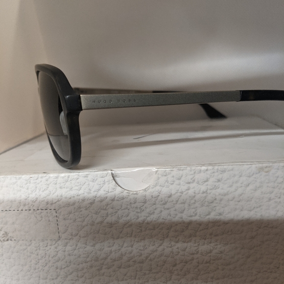 COPY - Hugo Boss sunglasses polarized - Picture 2 of 4